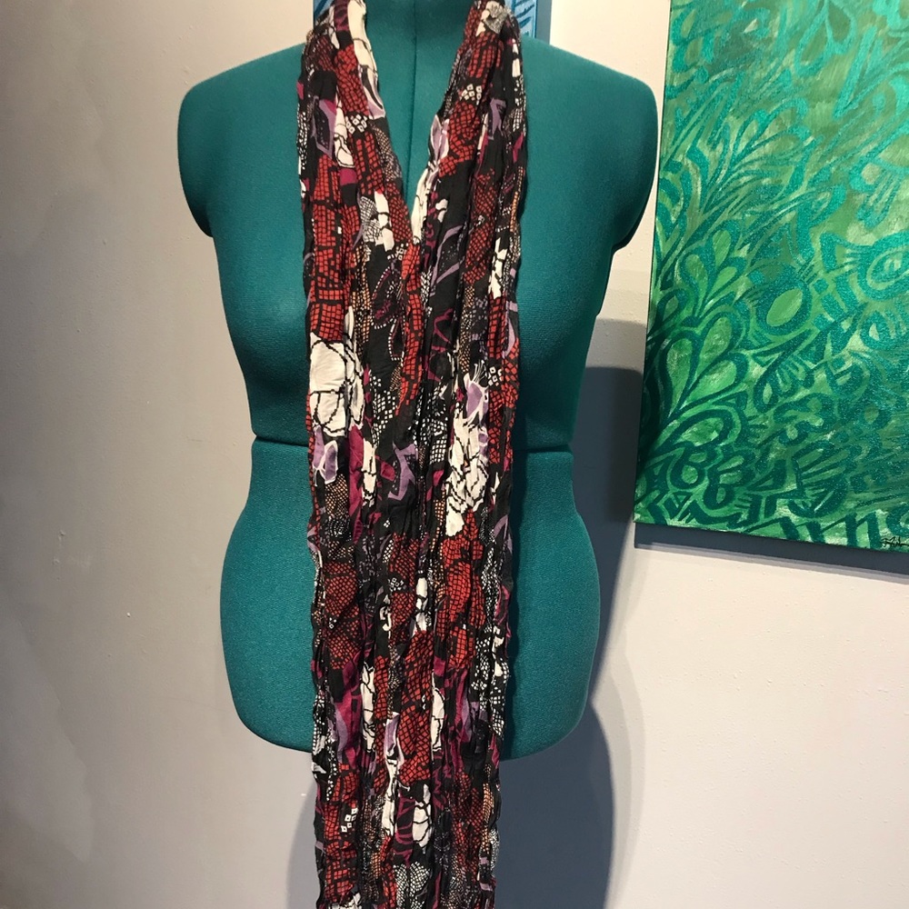 Long scrunchy scarf